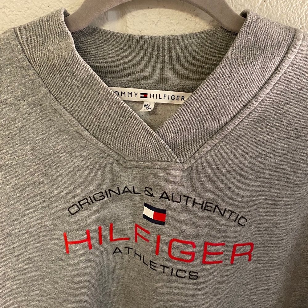 Vintage 90’s Tommy Hilfiger Sweatshirt